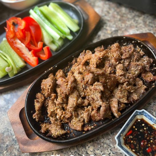 Phần thịt nai ướp sẵn để nướng